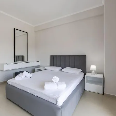 Villa Charming Townhouse By Pikhost